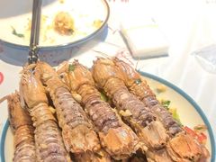 -三妹小龙虾·黄油蟹(华侨城总店)