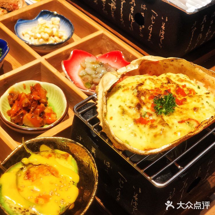 新店｜沈阳又一疯狂排队烧烤🍢把把烧来十打