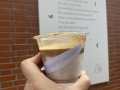 -HUGS coffee(东区店)