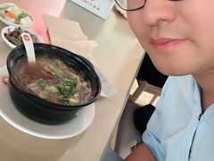 -闫家驴肉老店(华电一校店)