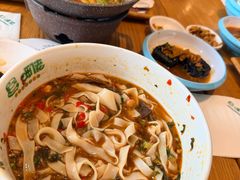 -呷佬·长沙手工米粉(金沙江路店)