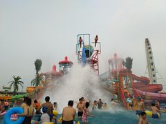 -秋雪湖欢乐世界水乐园