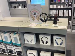 -Apple授权专营店(宝山万达店)