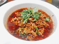 十二道锋味水煮牛肉-盛世盐帮·自贡特色(总店)