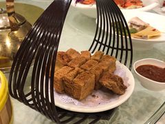 酥皮臭豆腐-绍兴饭店(大宁店)