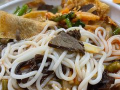 -吉庆桂林米粉·柳州螺蛳粉(港汇广场店)
