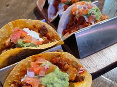 -Famous肥猫墨西哥音乐餐吧(五棵松华熙LIVE店)