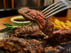 火山岩石烤谷饲安格斯牛腹裙扒-Entrecôte 法国牛扒馆(保利·时光里店)