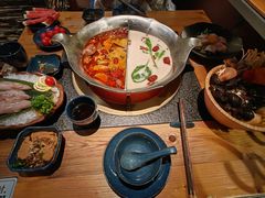 -湊湊火锅·茶憩(南京东路悦荟店)