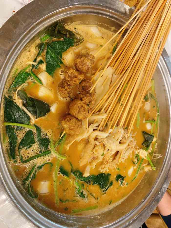 配一些火锅爱吃的东西,便宜,还能吃挺饱,放大版的麻辣烫