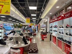 -云柏鞋业(十里堡店)