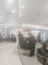 -八佰伴8008星级形象店
