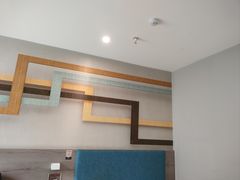 -优莱精选酒店(兰州城关区平凉路东方红广场地铁站店)