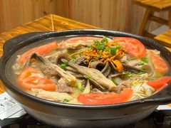 -乡土特色.冷锅鱼.牦牛肉汤锅