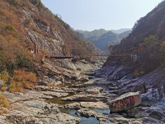 -燕子河大峡谷天坑仙境