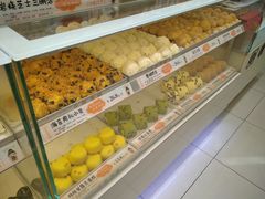 -金色麦甜糕点(面包.蛋糕.华苑店)