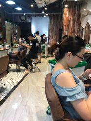 -PE SALON