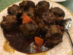 精品红烧牛尾-烤肉宛饭庄(南礼士路店)