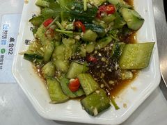 -鲁员外地锅鸡地锅鱼(古墩路店)