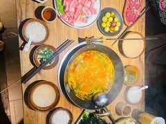 -贵厨酸汤牛肉(汇金星力城店)
