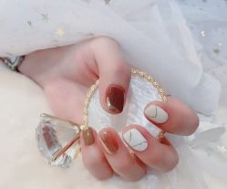-UMl Nail 尤米美甲美睫半永久