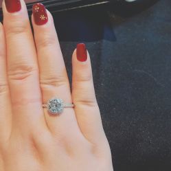 -威德钻石-克拉钻大本营(南京东路店)