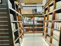 -新华书店(新街口旗舰店)