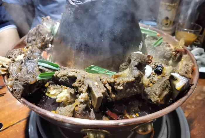 得福轩土火锅-"他家的什锦锅味道不错,三鲜的汤很鲜,里面.