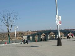 -临汾涝洰河生态公园