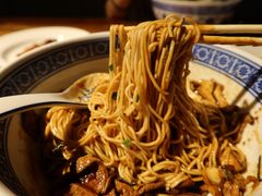 -沪西老弄堂面馆(定西路店)