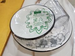 -余杨鸭鸭餐厅