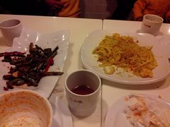 -新大咀港式茶餐厅(宝山万达店)