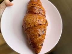 焦糖牛角包-PAPER STONE BAKERY(天环店)