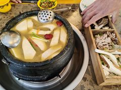 野菌石锅鸡-田村·石锅藏香鸡(八廓街店)