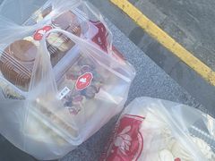 -白玉兰食品甜凤店(合生汇店)