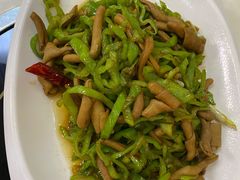 青椒炒鸭肠-杨胖子私房菜(秦虹路店)