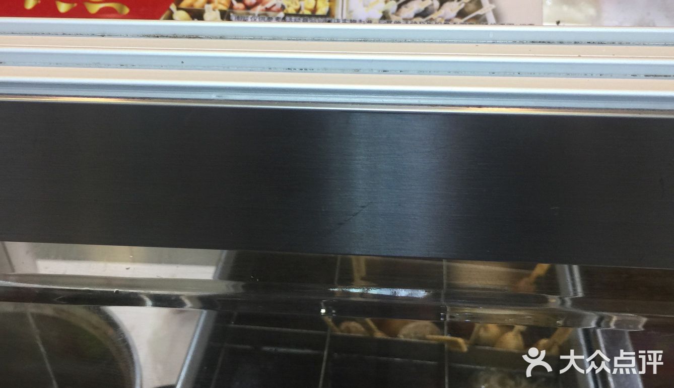 这家在我家附近的全家便利店，开了好久了