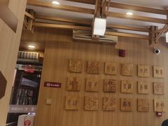 -霸王茶姬(南强街店)