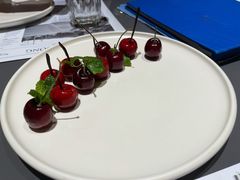 -小大董·烤鸭(观景餐厅·南京西路店)