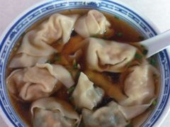 菜肉馄饨-古徽州馄饨店(宝安路店)