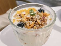 -露露家咖啡店