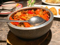 当红小炒肉石锅饭-新白鹿餐厅(金鹰新街口店)