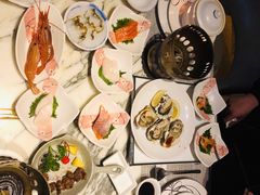 -雍和会海鲜姿造自助(湖东路店)
