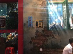 门面-马路边边麻辣烫联盟路店