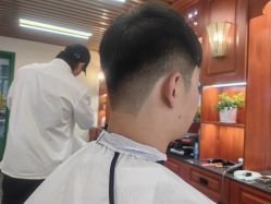 -米娜男士新国潮理发馆