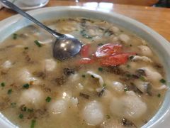 -兔行天下-鸿鹤鲜锅兔(中海国际店)