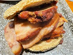 -老天桥酱肉烧饼夹肘子(天桥店)