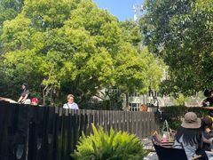 -J Create城市露营咖啡·简餐·宠物(上海动物园店)