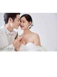 -雨墨婚纱摄影工作室