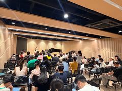-柏斯音乐艺术中心·钢琴·吉他(上音店)